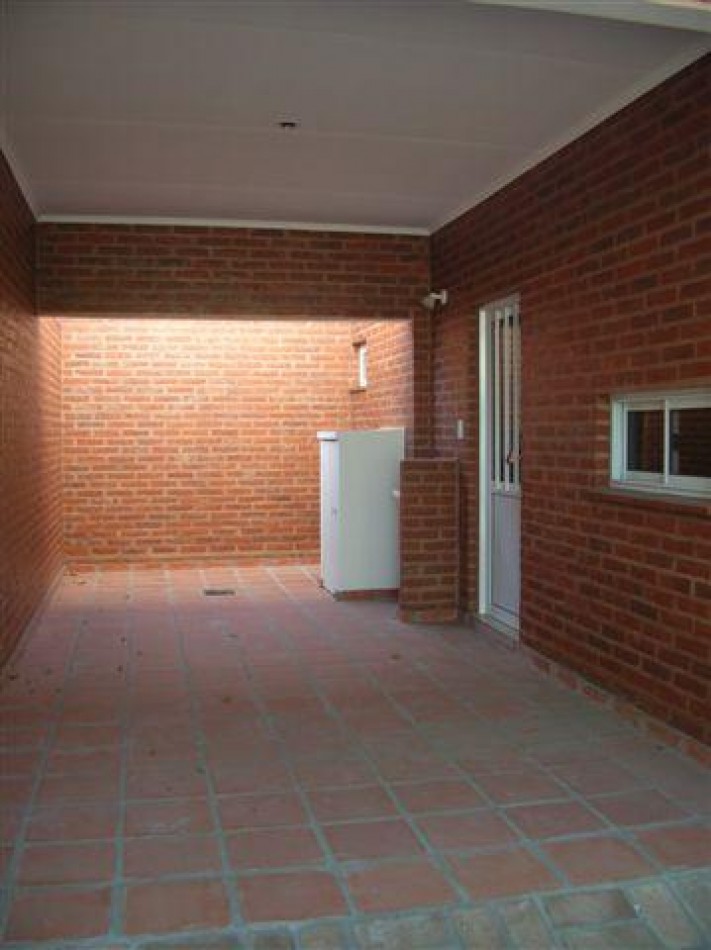 Gdor. Cabal 2744  D.1,  San Justo, Santa Fe, Prop. 138