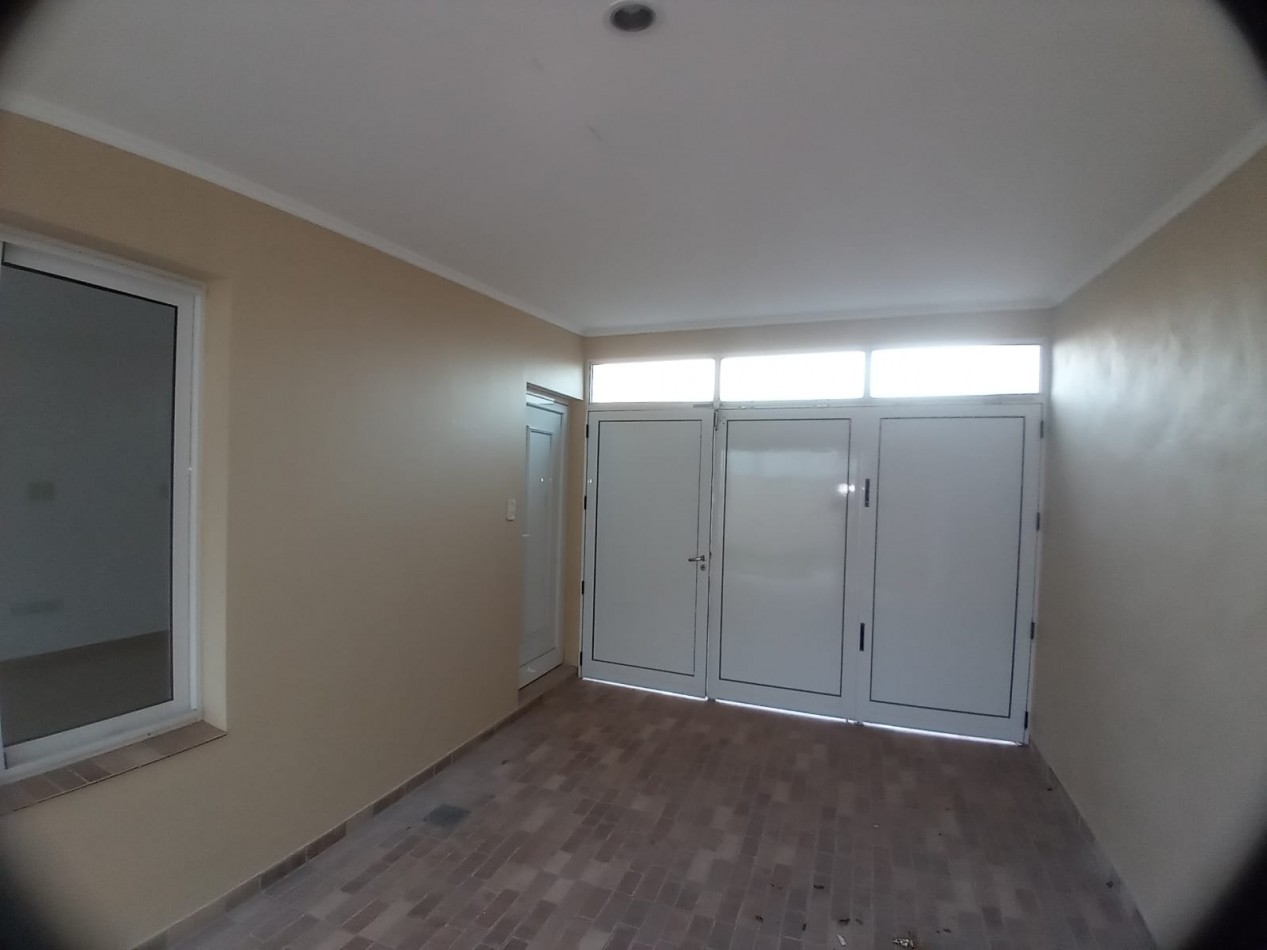 M.S.M. de Balcarce  2454 PB "1" Unidad 1, entre Av. Iriondo y Gral. Belgrano, San Justo, S.F., Prop. 479