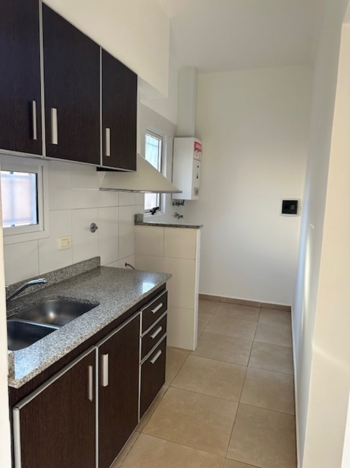 General Belgrano No2562 D.4, U.5, San Justo, Santa Fe, Prop.374